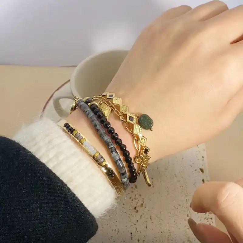 There are too many bracelets on the same hand